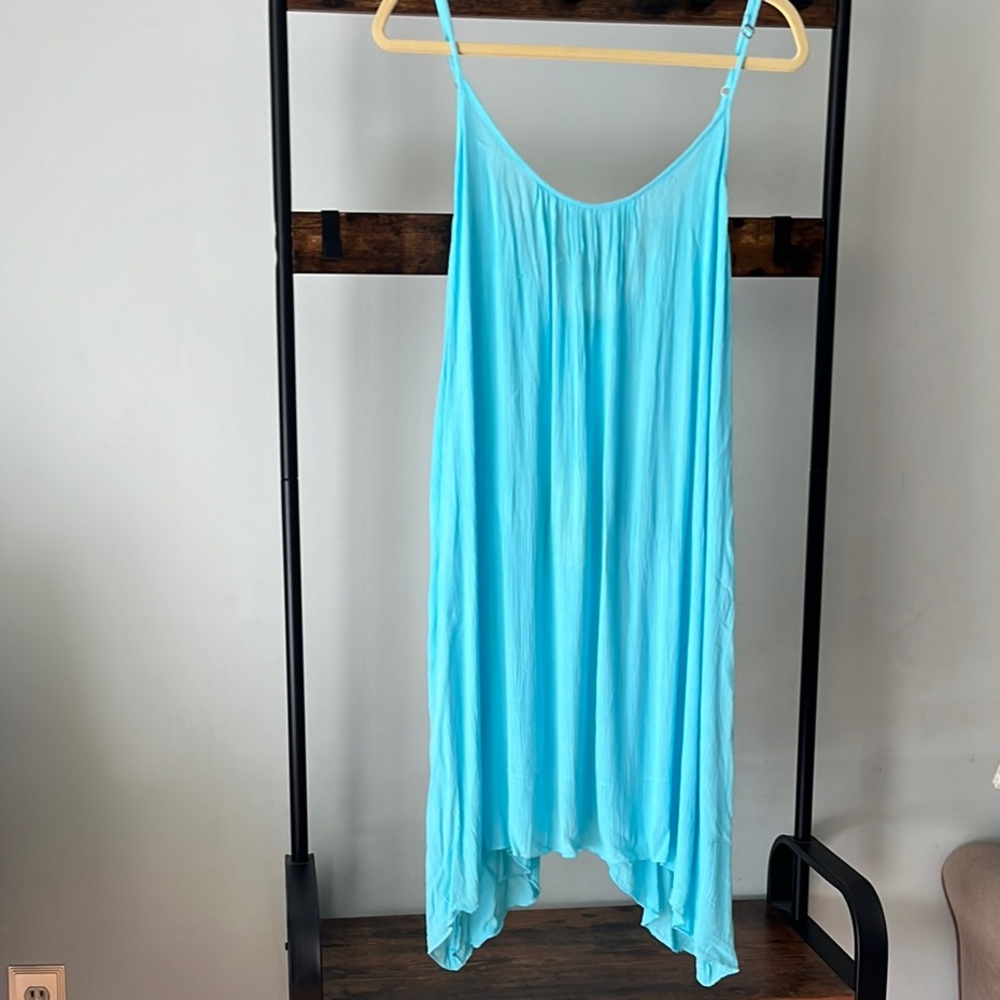 Aqua Lightweight Beach Coverup - Adjustable Straps & Pockets